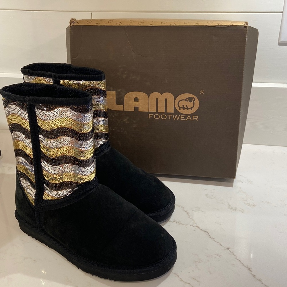 Lamo Footwear Sequins Boots Nwot
